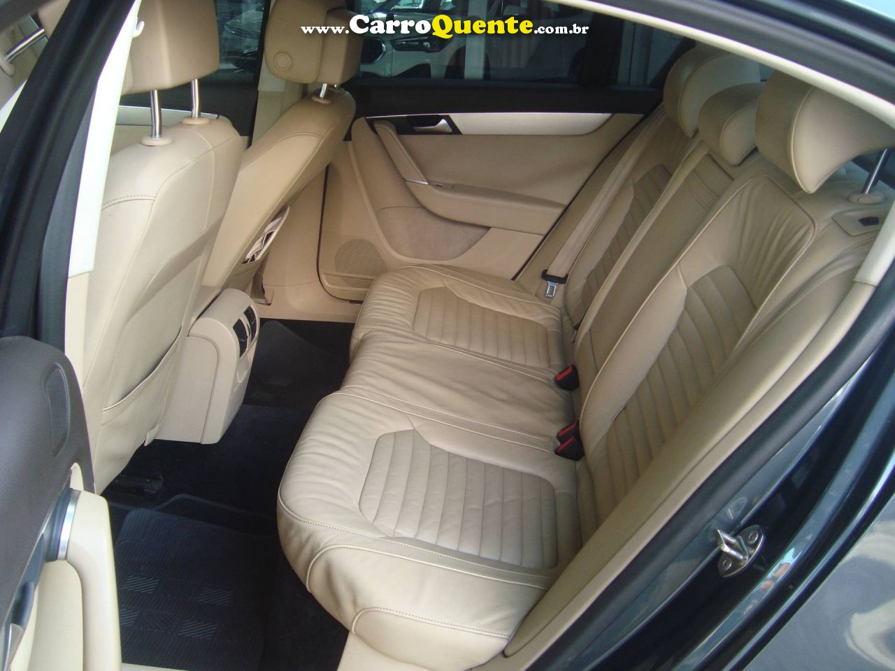 VOLKSWAGEN PASSAT 2.0 TSI 16V 2011 - Loja