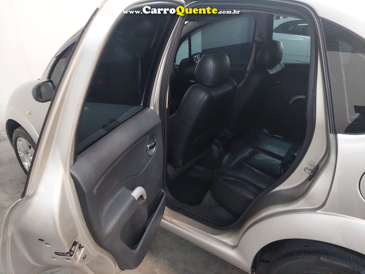 CITROËN   C3 GLX 1.4 GLX SONORA 1.4 FLEX 8V 5P   PRATA 2012 1.4 FLEX - Loja