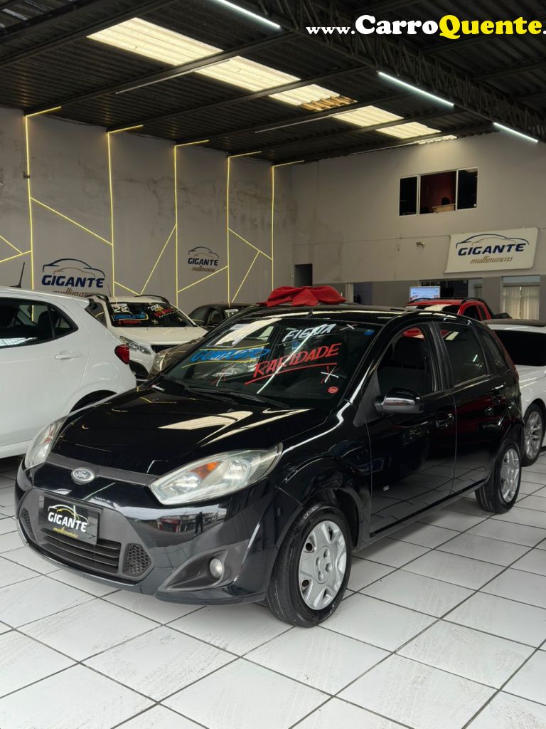 FORD   FIESTA SE 1.0 8V FLEX 5P   PRETO 2014 1.0 FLEX - Loja