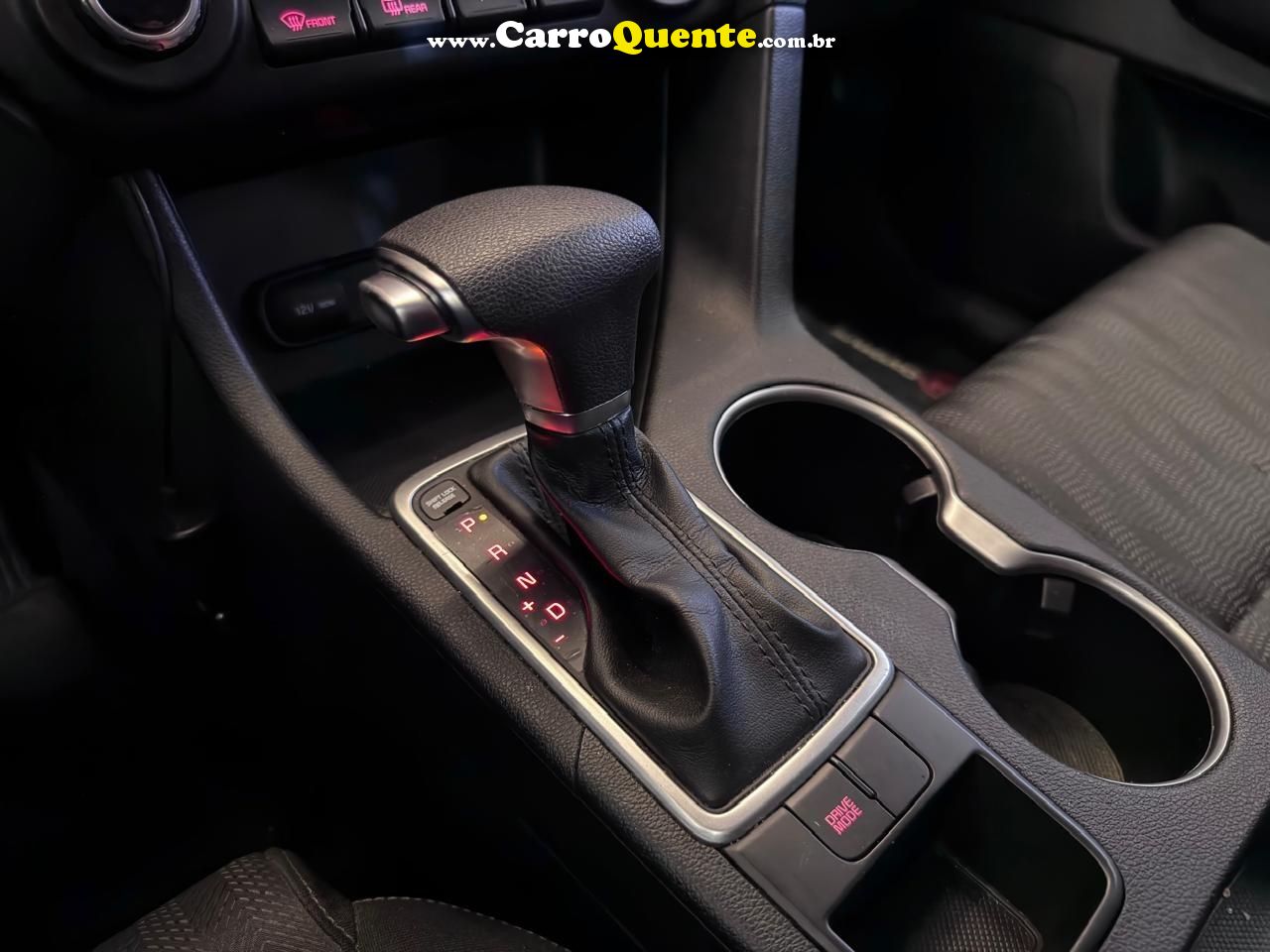 KIA SPORTAGE 2021 - Loja