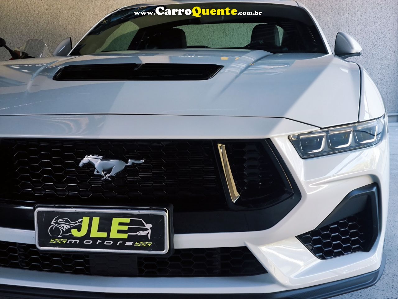 FORD   MUSTANG GT PERFORMANCE 5.0 AUT.   BRANCO 2024 5.0 GASOLINA - Loja
