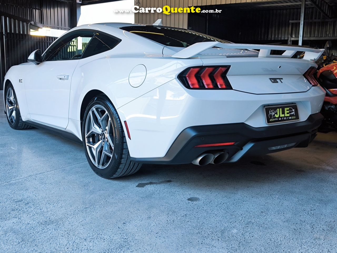 FORD   MUSTANG GT PERFORMANCE 5.0 AUT.   BRANCO 2024 5.0 GASOLINA - Loja