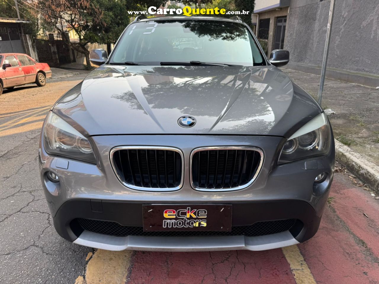 BMW   X1 SDRIVE 18I 2.0 16V 4X2 AUT.   CINZA 2013 2.0 GASOLINA - Loja