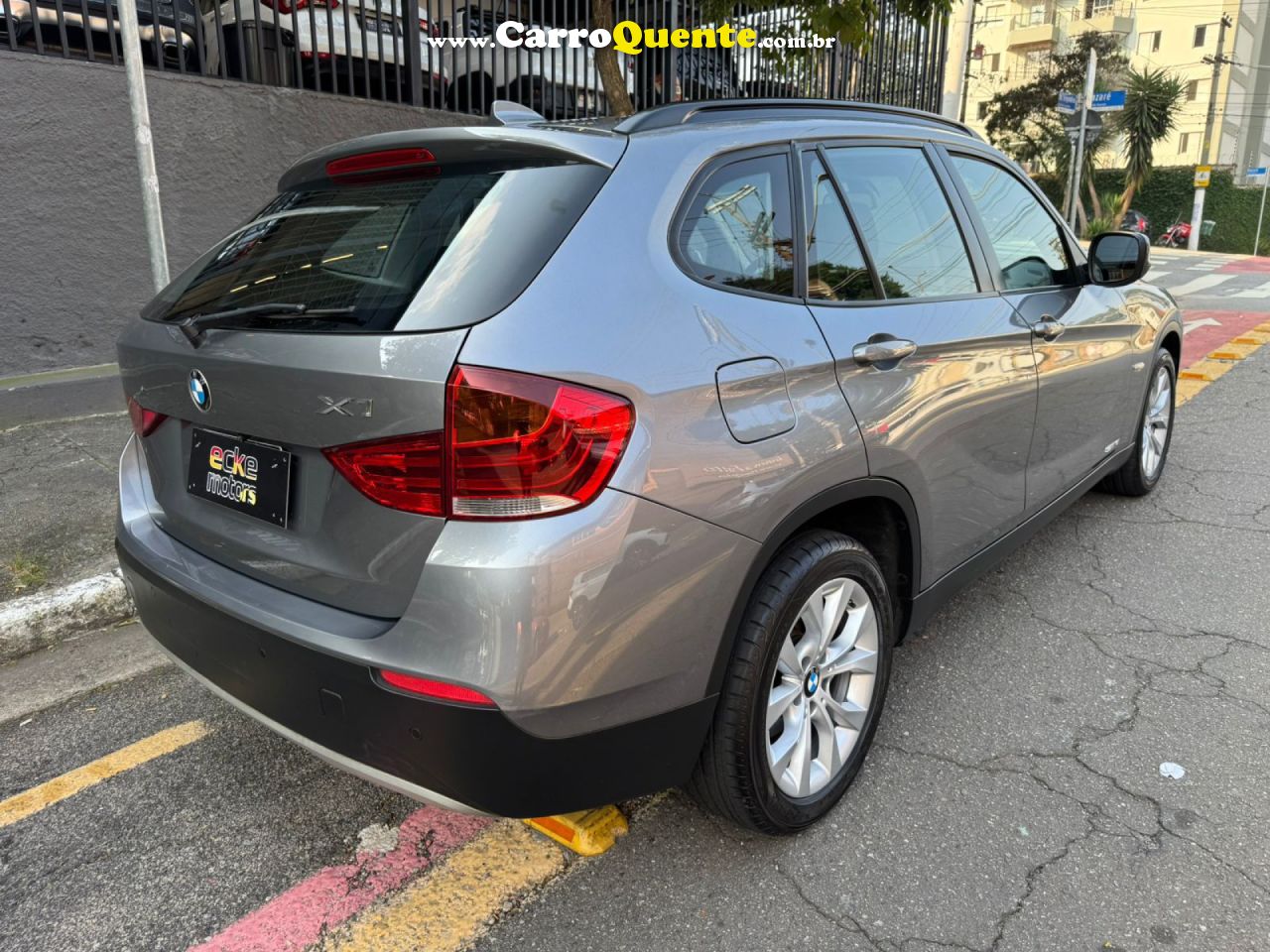 BMW   X1 SDRIVE 18I 2.0 16V 4X2 AUT.   CINZA 2013 2.0 GASOLINA - Loja
