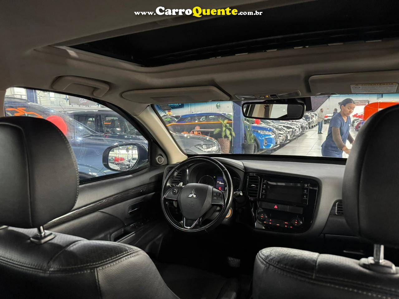 MITSUBISHI OUTLANDER 2.0 16V 2016 - Loja