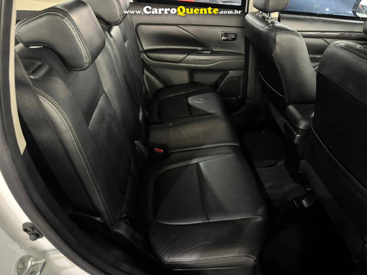 MITSUBISHI OUTLANDER 2.0 16V 2016 - Loja