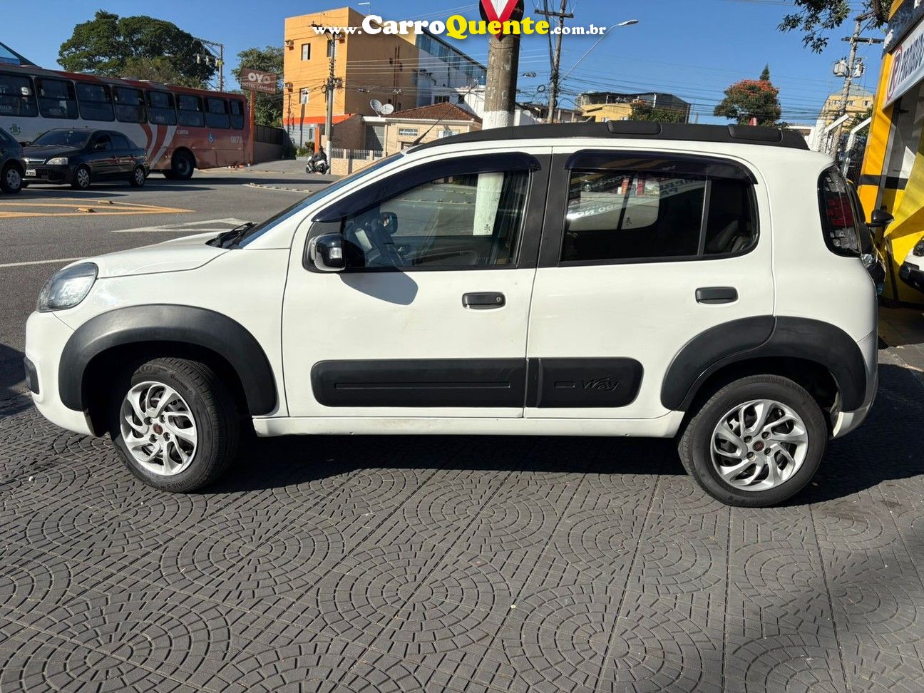 FIAT UNO 1.0 FIREFLY WAY 2016 - Loja