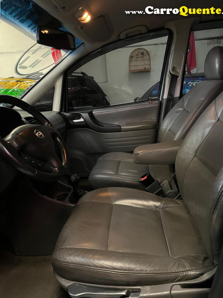 CHEVROLET   ZAFIRA ELITE 2.0 MPFI FLEXPOWER 8V  AUT   PRATA 2010 2.0 FLEX - Loja