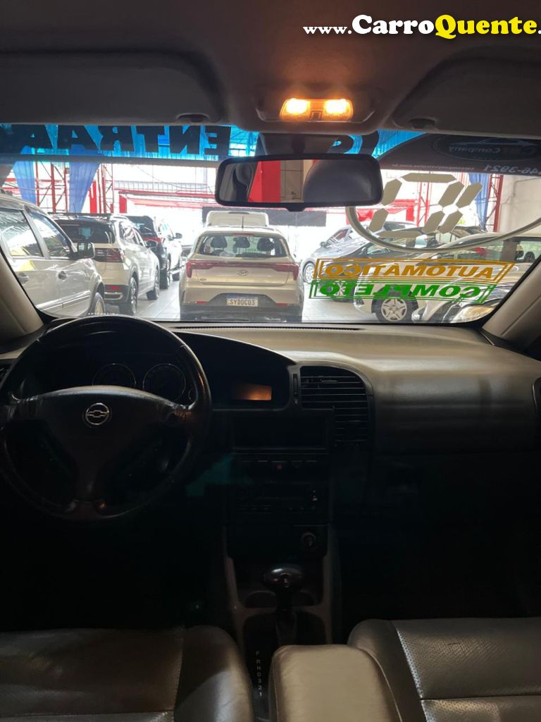 CHEVROLET   ZAFIRA ELITE 2.0 MPFI FLEXPOWER 8V  AUT   PRATA 2010 2.0 FLEX - Loja