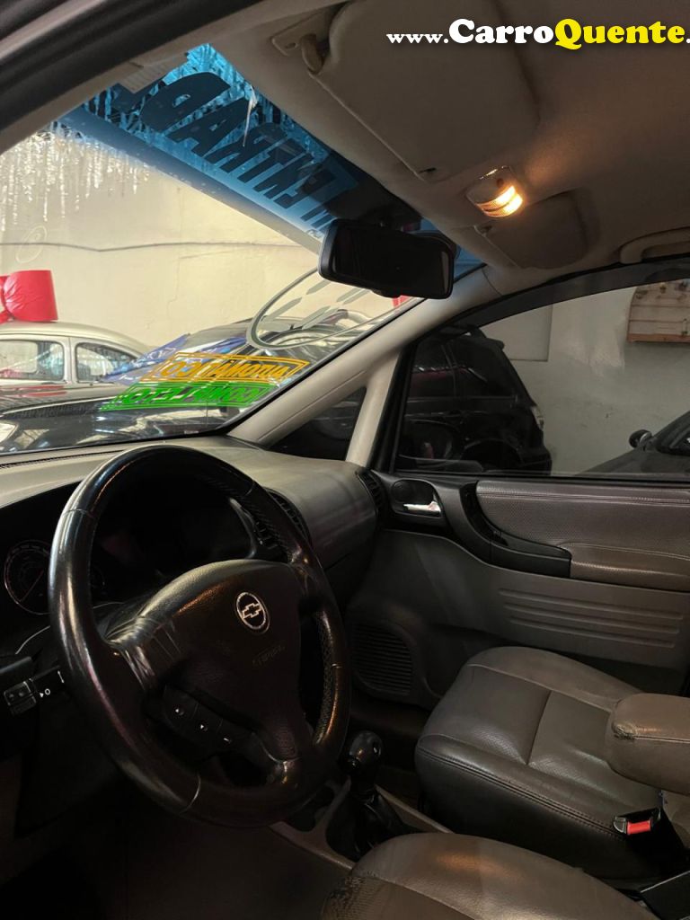 CHEVROLET   ZAFIRA ELITE 2.0 MPFI FLEXPOWER 8V  AUT   PRATA 2010 2.0 FLEX - Loja