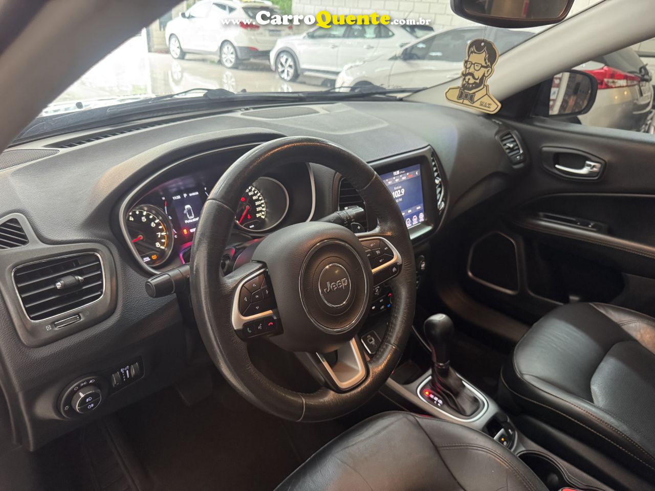 JEEP   COMPASS LONGITUDE 2.0 4X2 FLEX 16V AUT.   PRETO 2018 2.0 FLEX - Loja