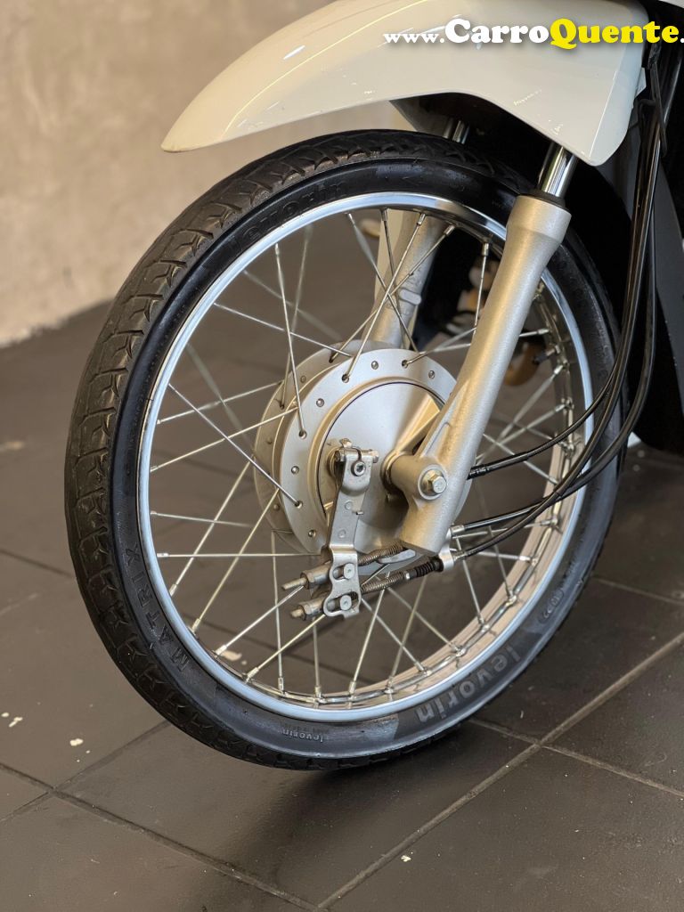 HONDA   BIZ 110I   BRANCO 2023 110 GASOLINA - Loja