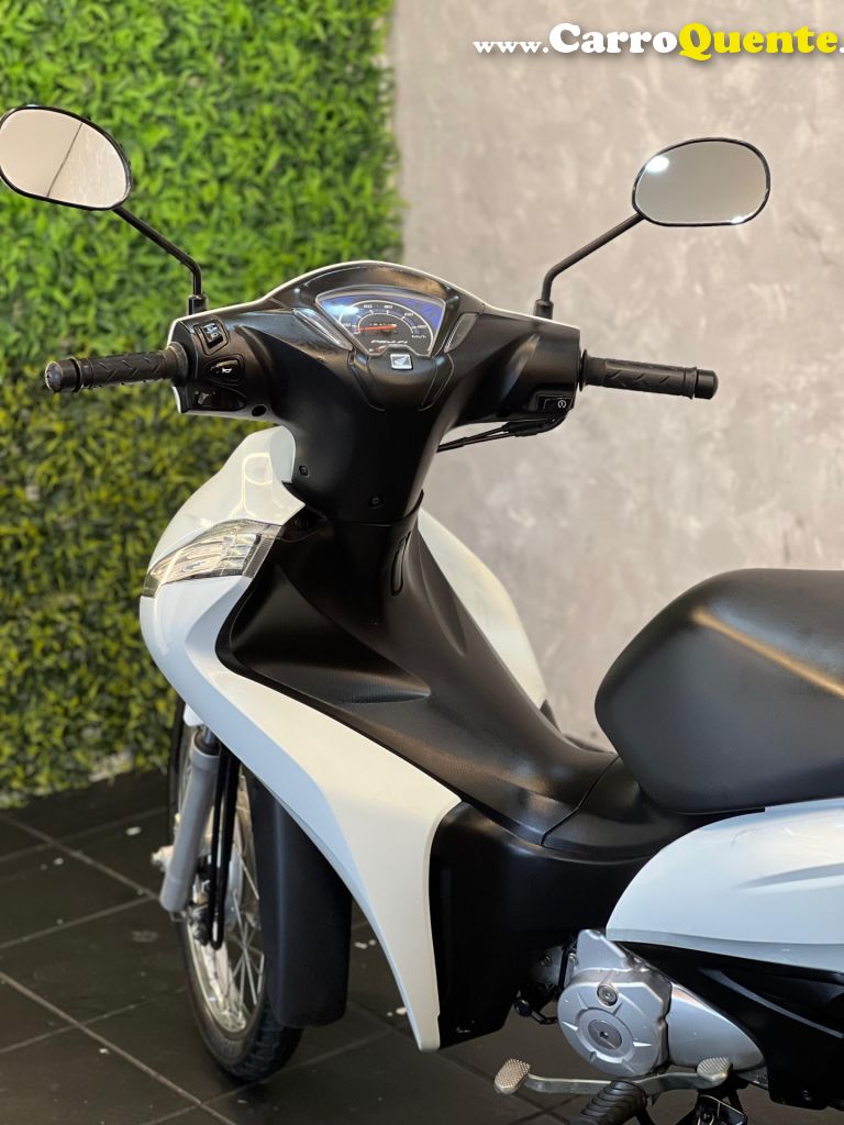 HONDA   BIZ 110I   BRANCO 2023 110 GASOLINA - Loja