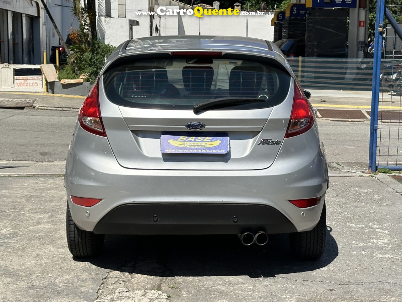 FORD   FIESTA SEL 1.6 16V FLEX  AUT. 5P   PRATA 2017 1.6 16V FLEX - Loja