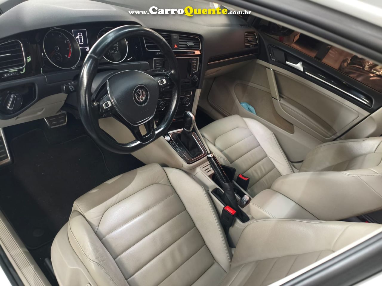 VOLKSWAGEN   GOLF HIGHLINE 1.4 TSI 140CV AUT.   BRANCO 2015 1.4 FLEX - Loja