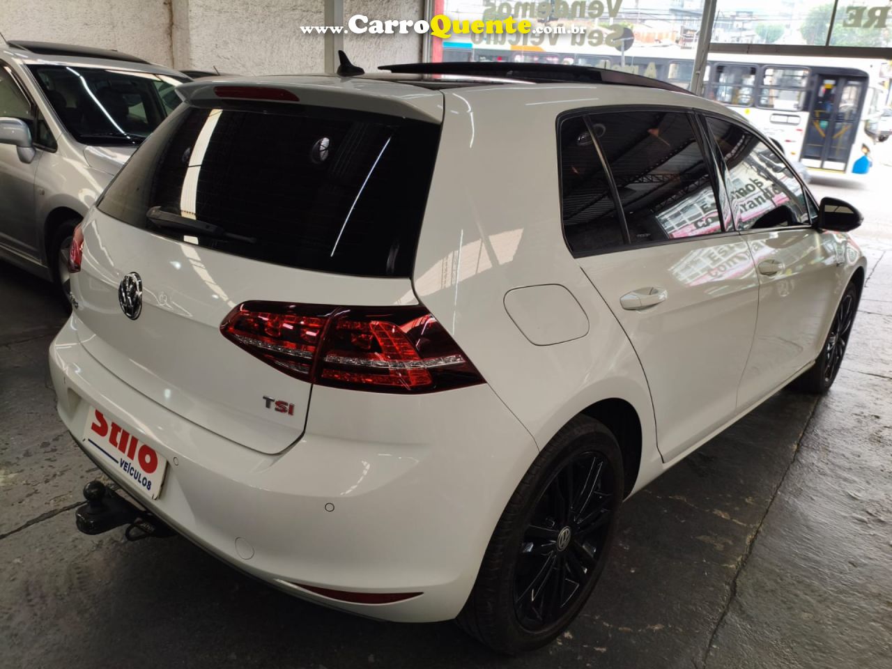 VOLKSWAGEN   GOLF HIGHLINE 1.4 TSI 140CV AUT.   BRANCO 2015 1.4 FLEX - Loja