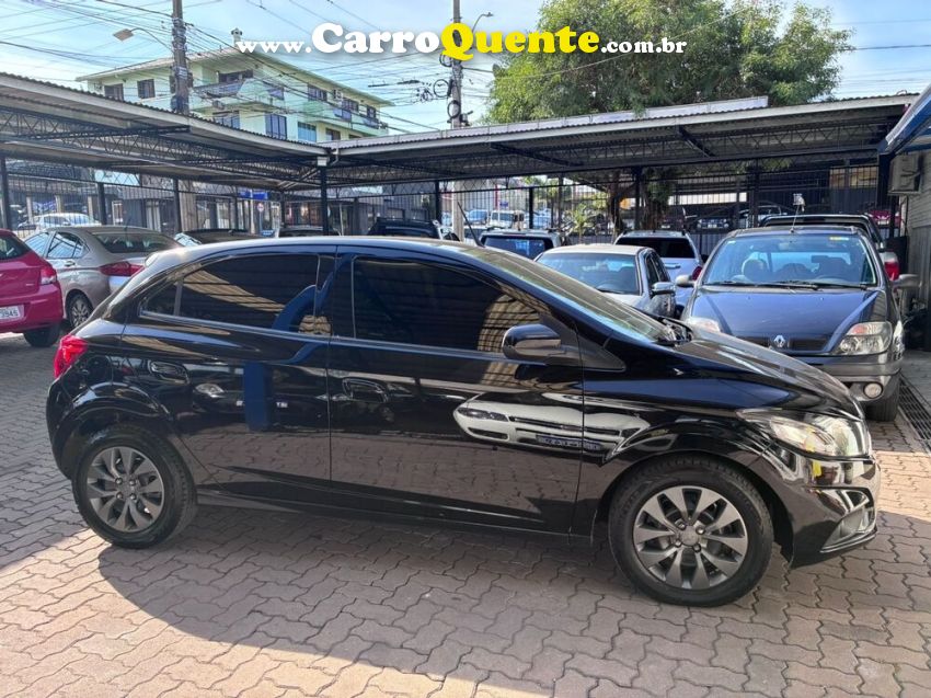 Chevrolet ONIX 1.0 JOY 8V HATCH BLACK EDITION FLEX MEC - Loja