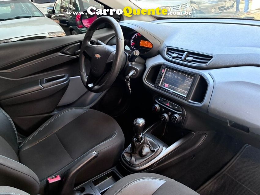 Chevrolet ONIX 1.0 JOY 8V HATCH BLACK EDITION FLEX MEC - Loja