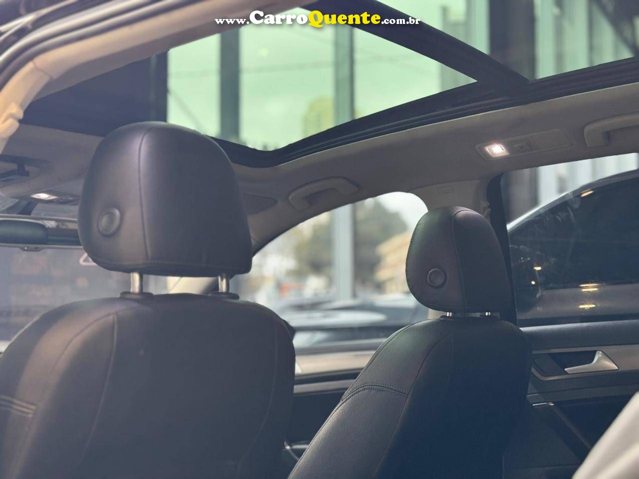 VOLKSWAGEN GOLF 1.4 TSI VARIANT COMFORTLINE 16V TOTAL 2015 - Loja