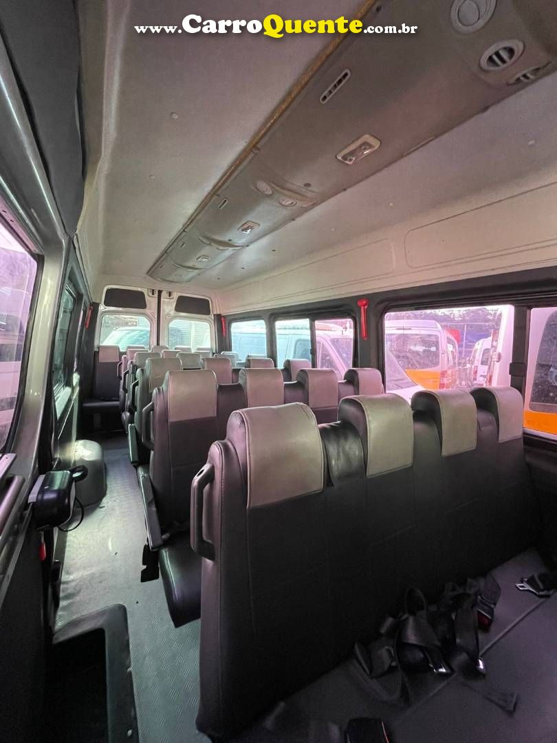 MERCEDES-BENZ SPRINTER 2.2 CDI VAN 415 LONGO 16L 2019 - Loja