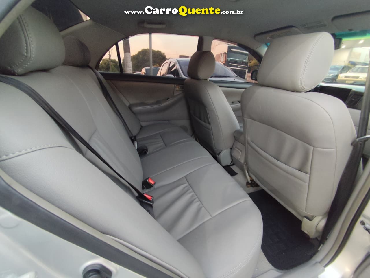 TOYOTA   COROLLA XEI 1.81.8 FLEX 16V AUT.   PRATA 2006 1.9 GASOLINA - Loja
