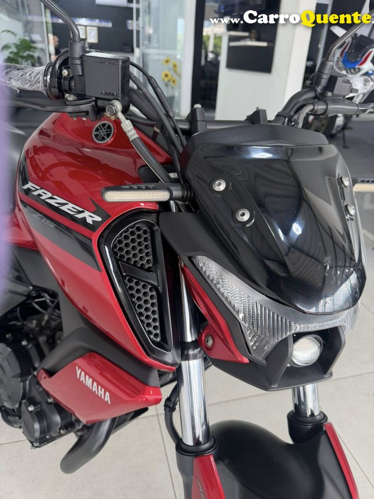 YAMAHA    FZ15 FAZER ABS   VERMELHO 2024 150 FLEX - Loja