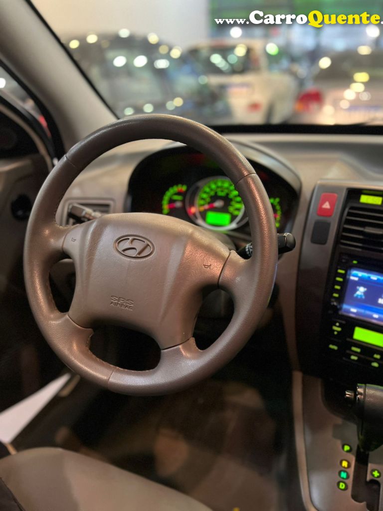 HYUNDAI   TUCSON 2.0 16V FLEX AUT.   BRANCO 2015 2.0 FLEX - Loja