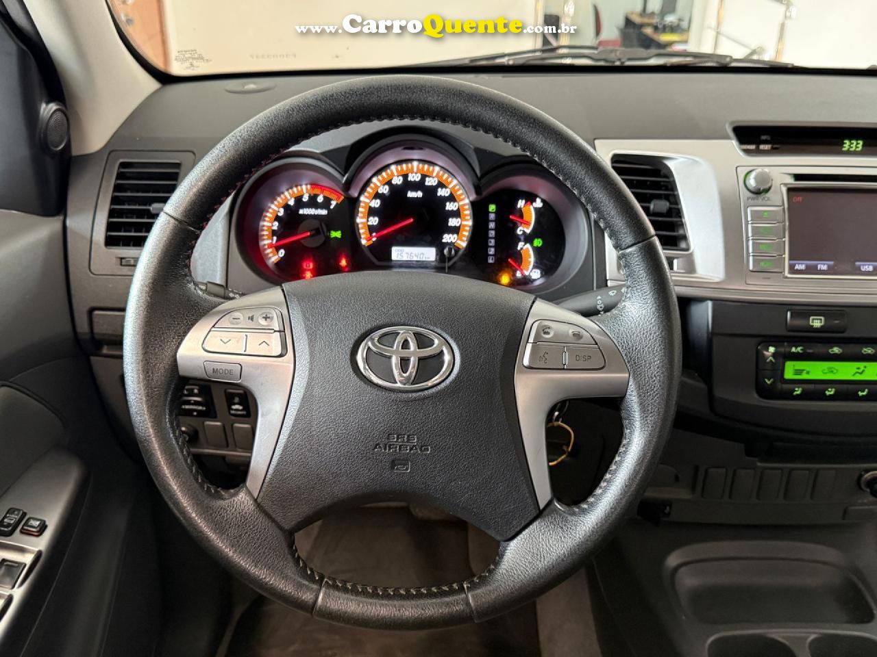 TOYOTA   HILUX CD SRV 4X2 2.7 FLEX 16V AUT.   PRATA 2015 2.7 FLEX - Loja