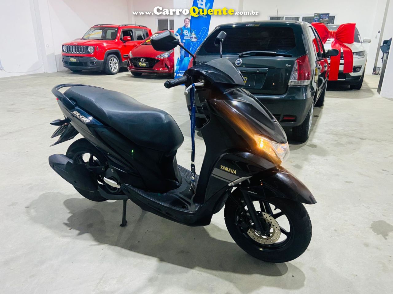 YAMAHA    FLUO 125CC   PRETO 2023 125 GASOLINA - Loja