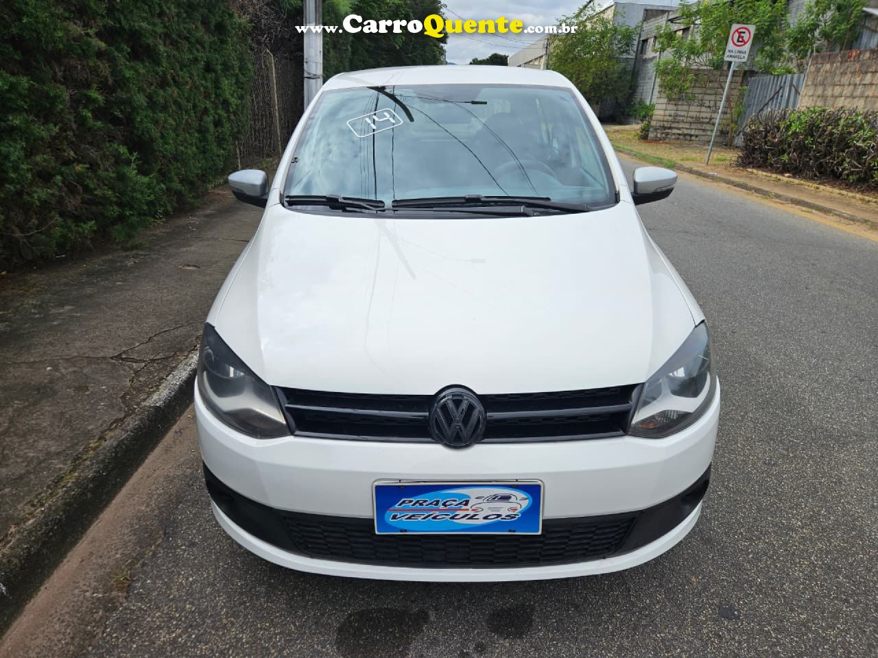 VOLKSWAGEN   FOX ROCK IN RIO 1.6 MI TOTAL FLEX 8V 5P   BRANCO 2014 1.6 FLEX - Loja