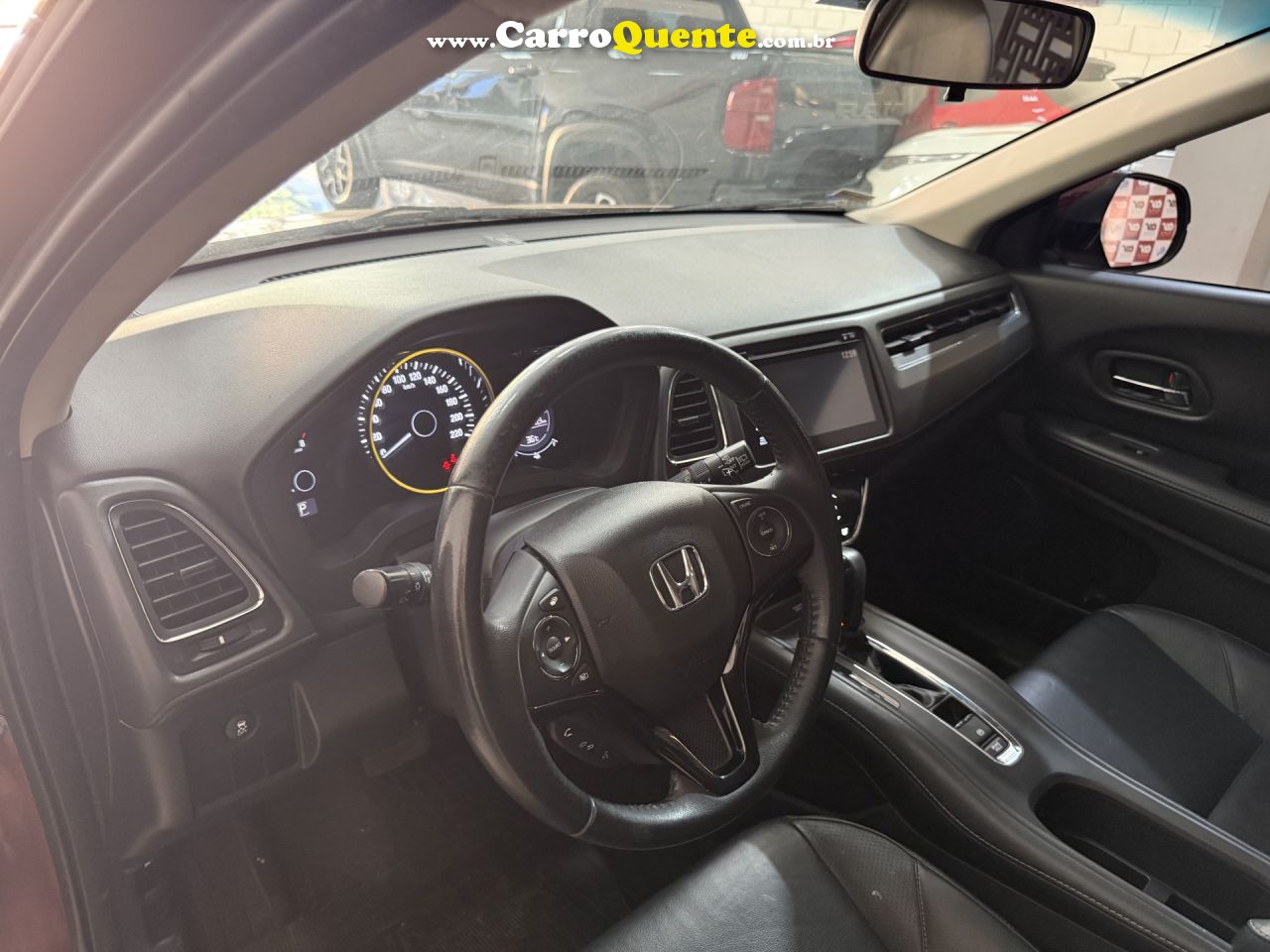 HONDA   HR-V EXL 1.8 FLEXONE 16V 5P AUT.   VINHO 2018 1.8 GASOLINA - Loja