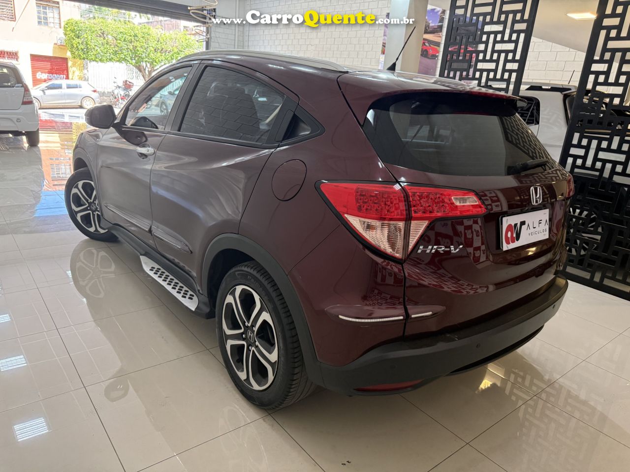HONDA   HR-V EXL 1.8 FLEXONE 16V 5P AUT.   VINHO 2018 1.8 GASOLINA - Loja