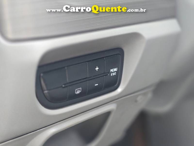 Palio ATTRACTIVE 1.0 EVO Fire Flex 8v 5p 2016/2016 Fiat - Loja