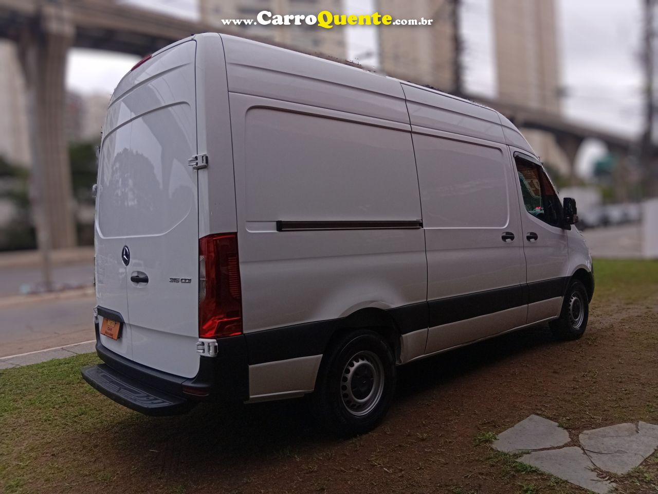 MERCEDES-BENZ   SPRINTER 315 FURGÃO STR. L T.A 2.0 DIES.   BRANCO 2023 2.0 DIESEL - Loja
