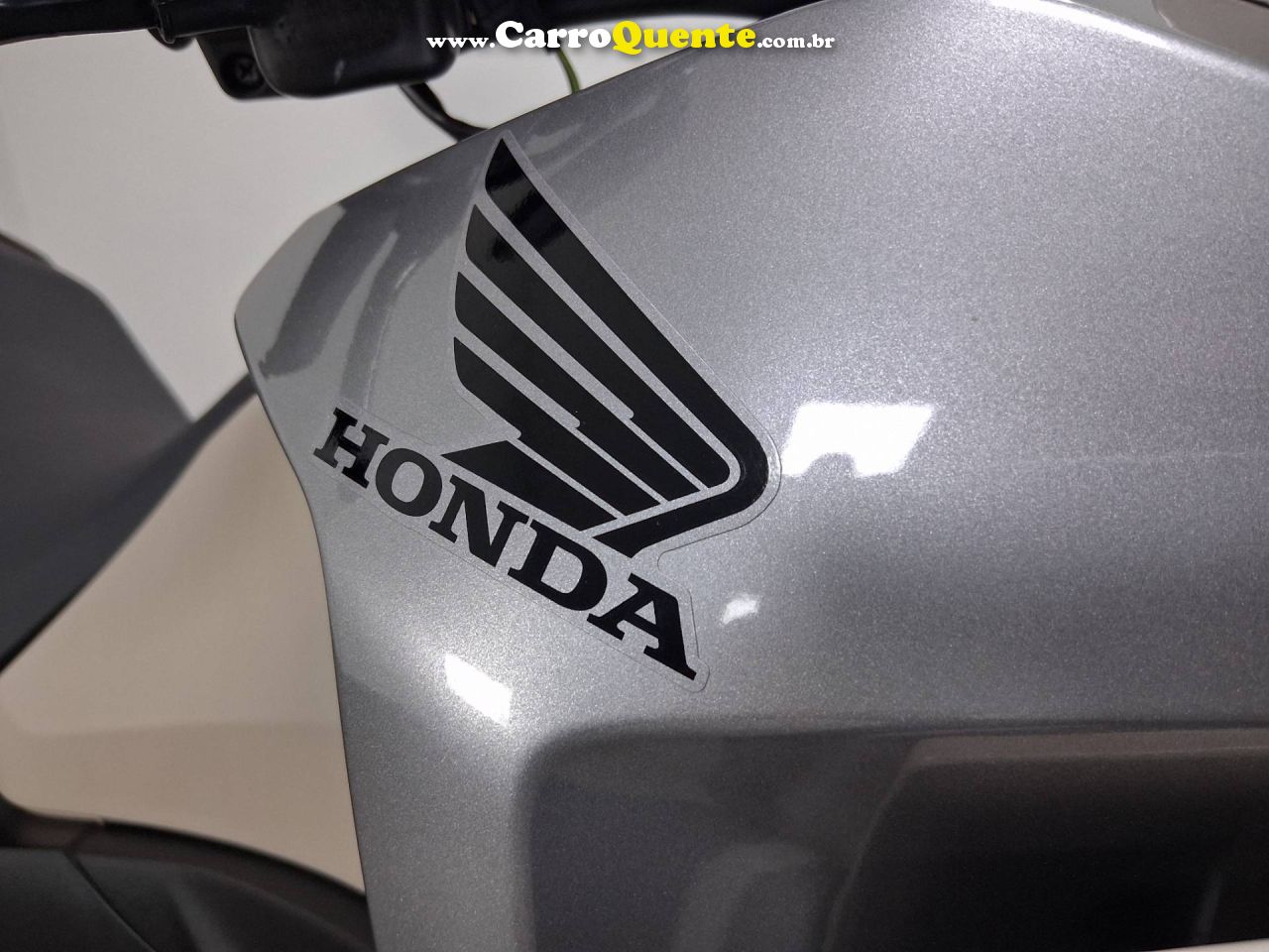HONDA XRE 300 SAHARA ADVENTURE 2025 - Loja