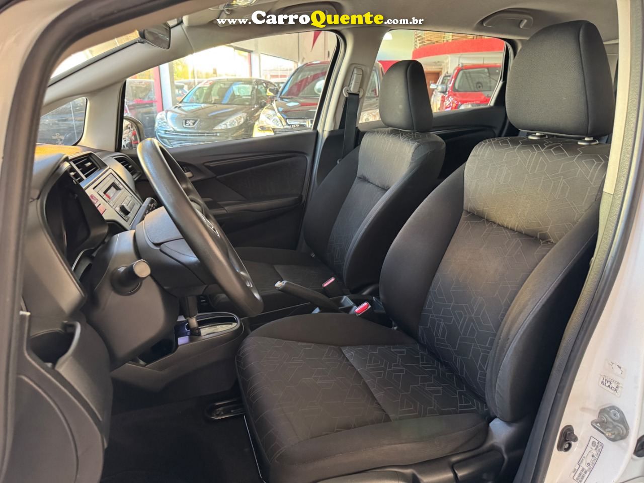 Fit 1.5 LX CVT (Flex) 2015/2014 Honda - Loja