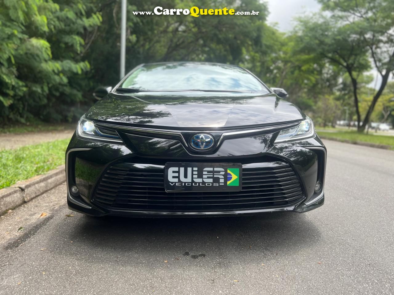 TOYOTA   ALTIS HIBRID PREMIUM   PRETO 2023 1.8 GASOLINA E ELÉTRICO - Loja