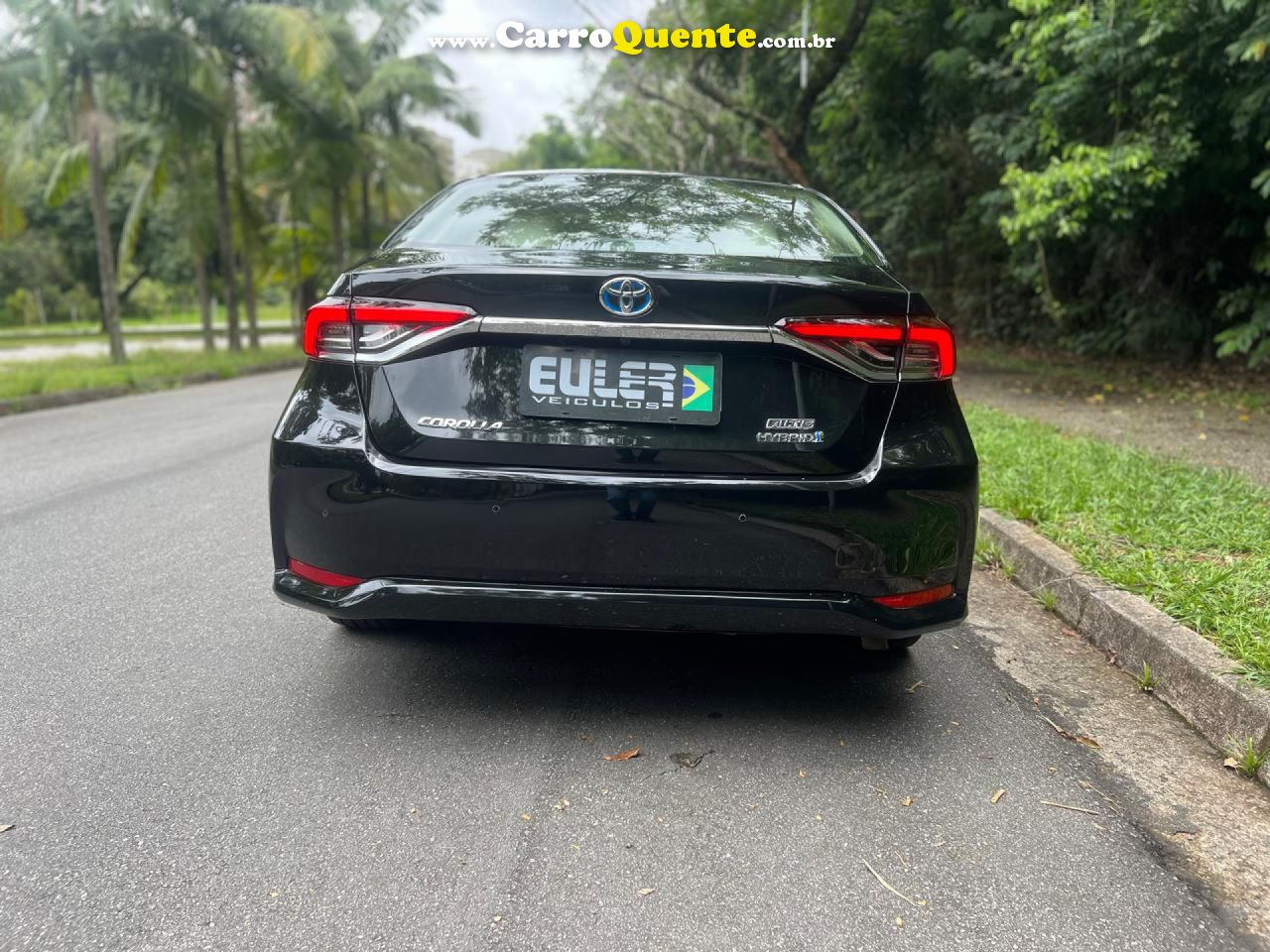 TOYOTA   ALTIS HIBRID PREMIUM   PRETO 2023 1.8 GASOLINA E ELÉTRICO - Loja