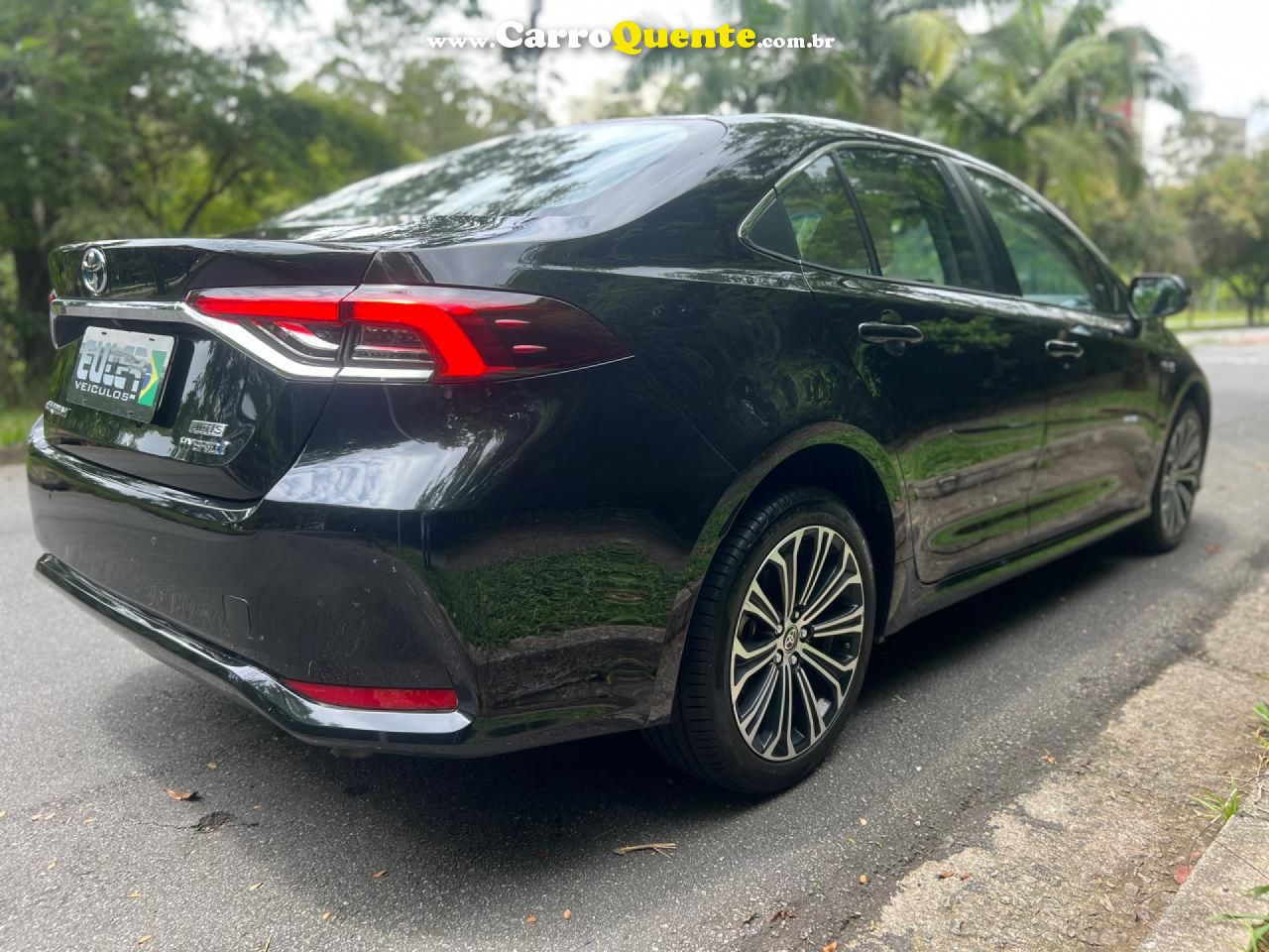 TOYOTA   ALTIS HIBRID PREMIUM   PRETO 2023 1.8 GASOLINA E ELÉTRICO - Loja
