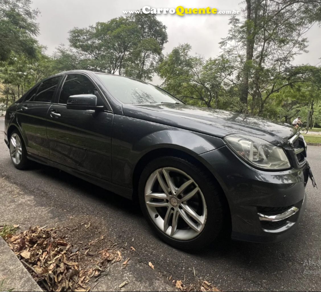 MERCEDES-BENZ   C 180 TURBO   CINZA 2013 1.6 GASOLINA - Loja
