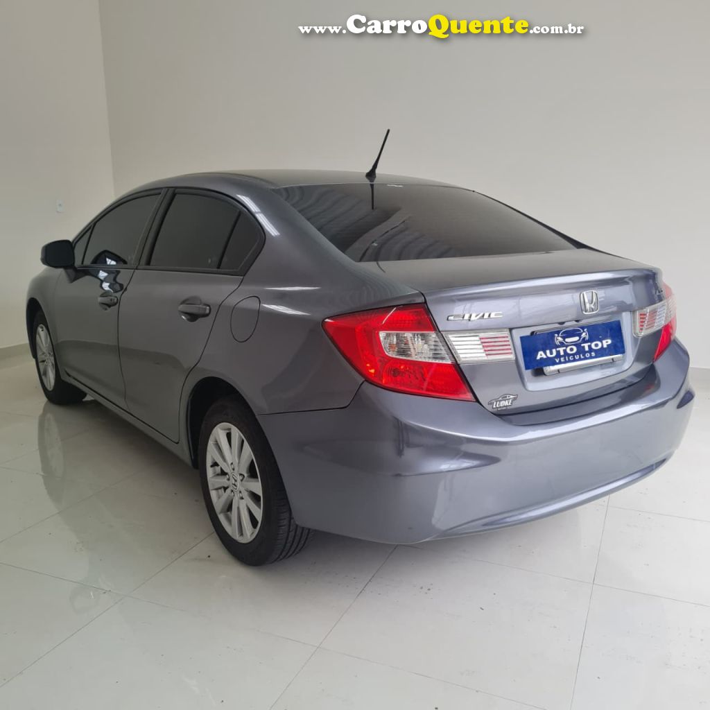 HONDA   CIVIC SEDAN LXS 1.81.8 FLEX 16V AUT. 4P   CINZA 2015 1.8 FLEX - Loja