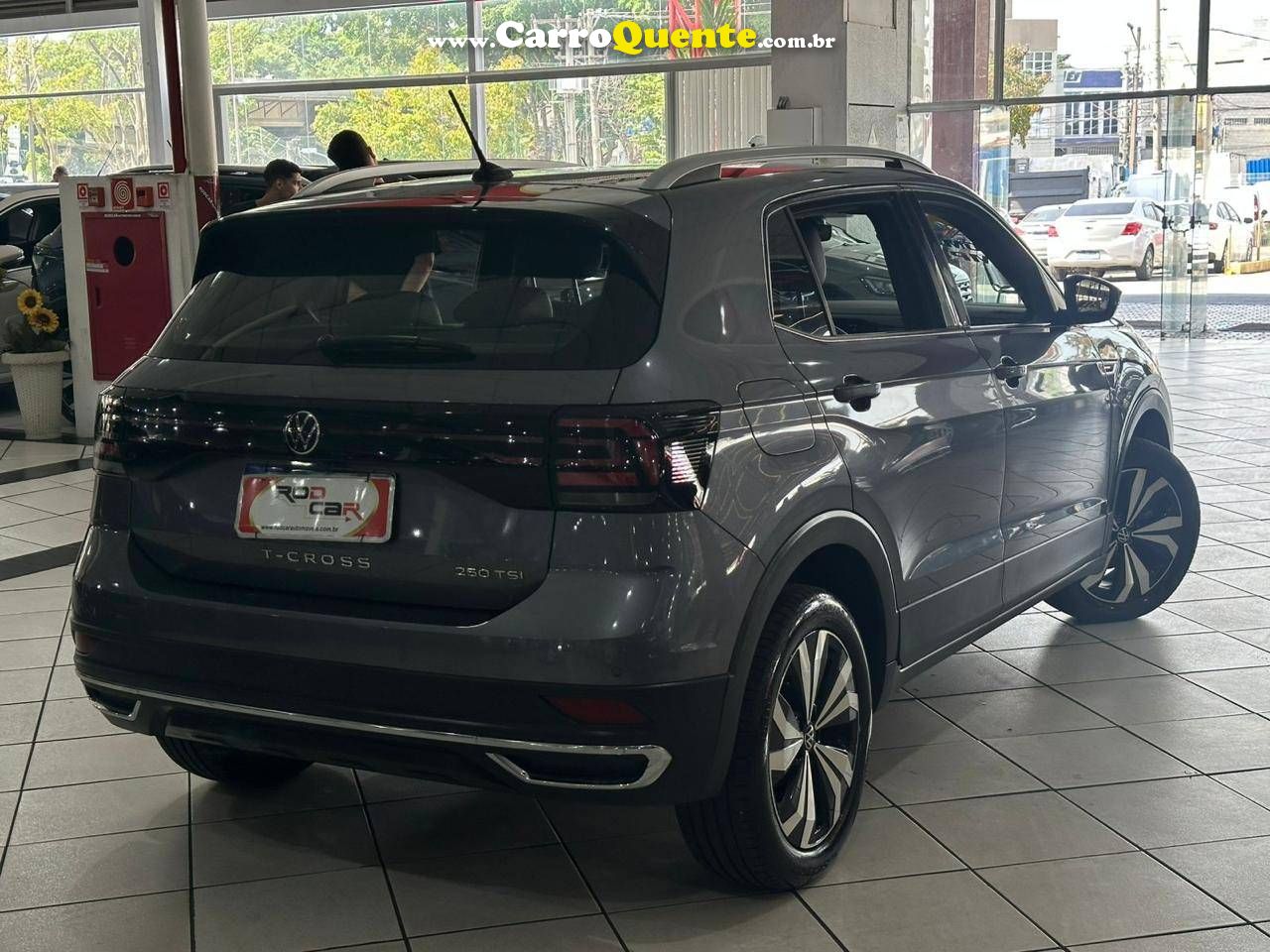 VOLKSWAGEN T-CROSS 1.4 250 TSI TOTAL HIGHLINE 2023 - Loja