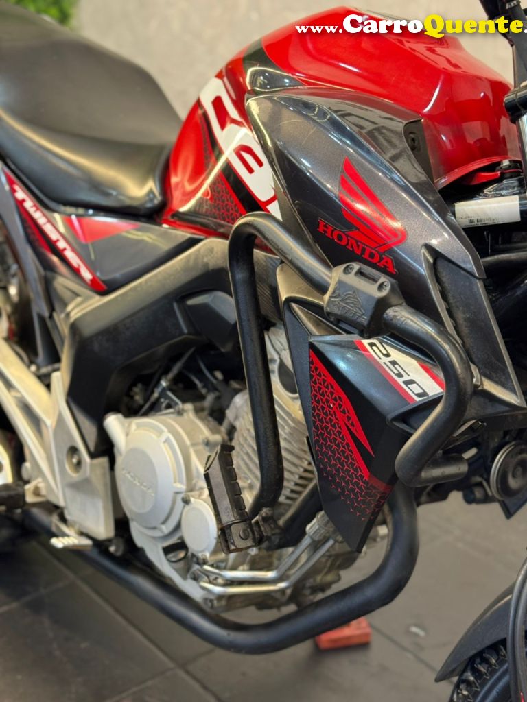 HONDA   CB TWISTERFLEXONE 250CC   VERMELHO 2020 250 GASOLINA - Loja