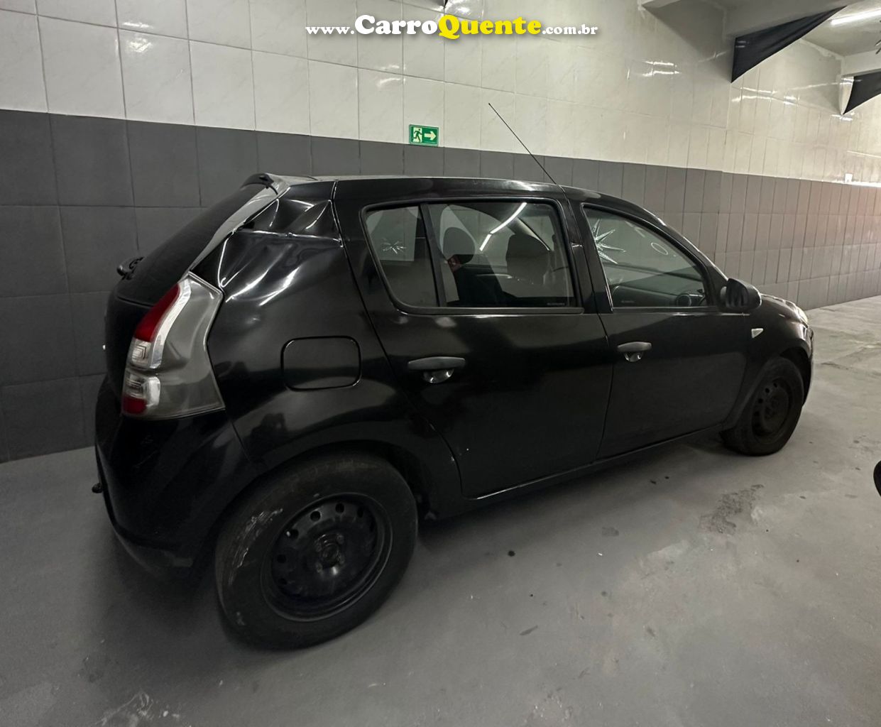 RENAULT   SANDERO EXPRESSION HI-FLEX 1.0 16V 5P   PRETO 2014 1.0 GASOLINA - Loja