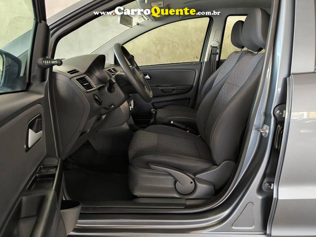 VOLKSWAGEN FOX 1.0 MPI TRENDLINE 12V 2015/2016 - Loja