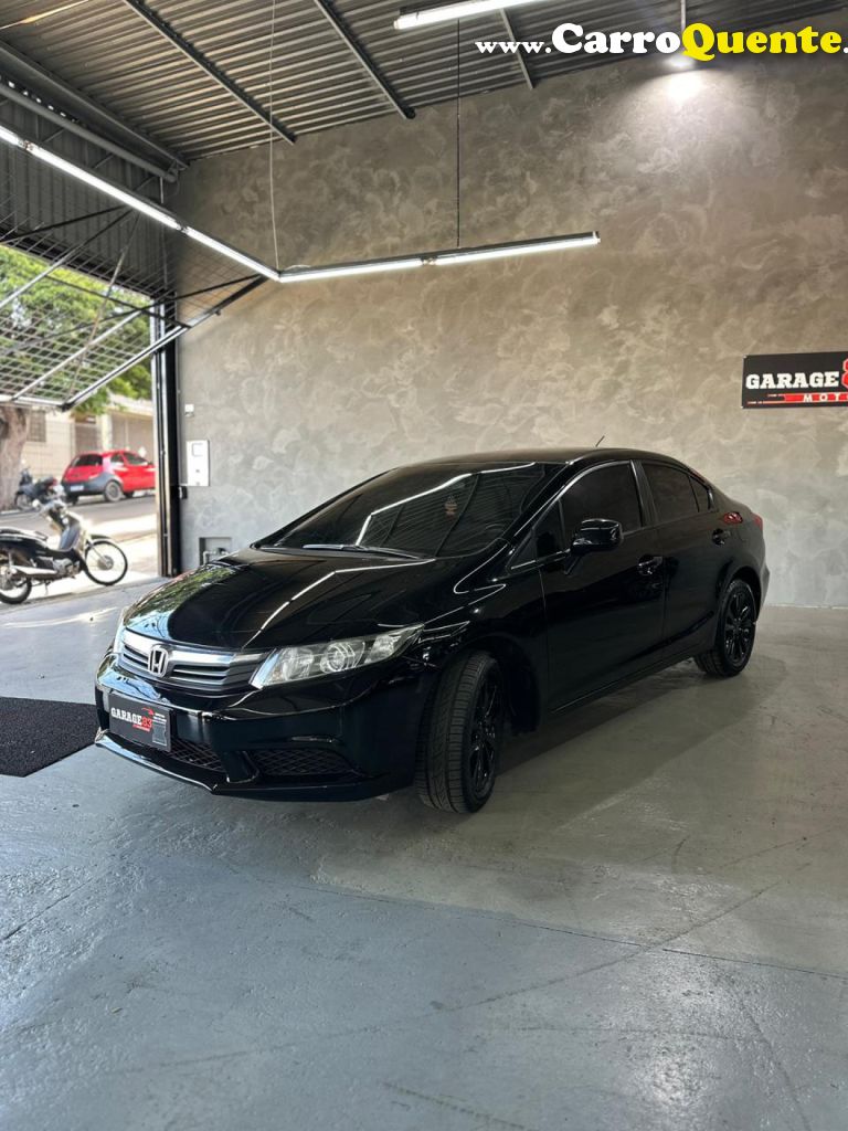HONDA   CIVIC SEDAN LXS 1.81.8 FLEX 16V MEC. 4P   PRETO 2014 1.8 FLEX - Loja