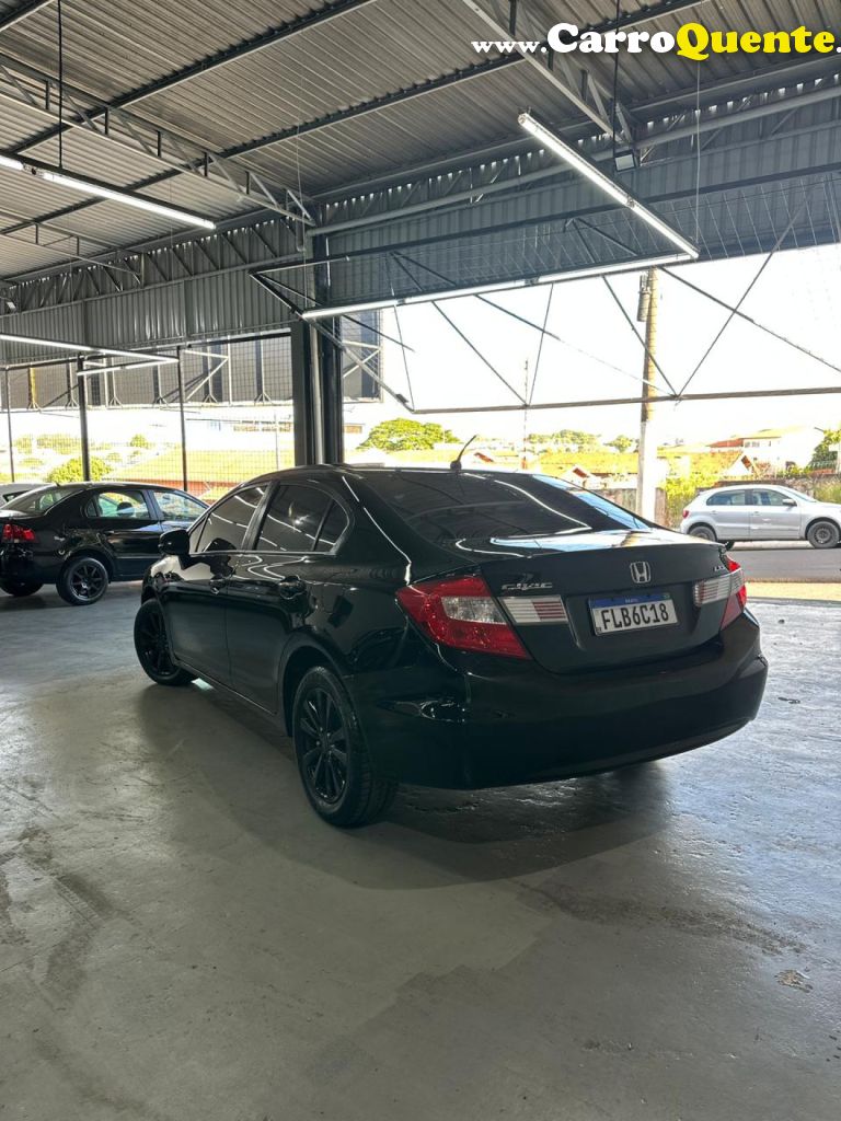 HONDA   CIVIC SEDAN LXS 1.81.8 FLEX 16V MEC. 4P   PRETO 2014 1.8 FLEX - Loja