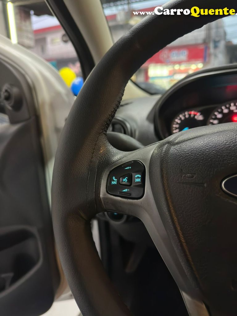 FORD   KA 1.0 SESE PLUS TIVCT FLEX 5P   BRANCO 2020 1.0 FLEX - Loja
