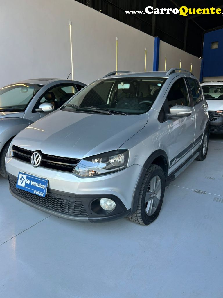 VOLKSWAGEN   CROSSFOX 1.6 MI TOTAL FLEX 8V 5P   PRATA 2011 1.6 FLEX - Loja
