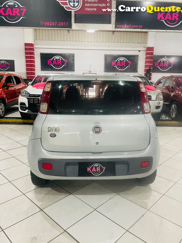 FIAT   UNO VIVACE CELEB. 1.0 EVO F.FLEX 8V 5P   PRATA 2011 1.0 GASOLINA - Loja